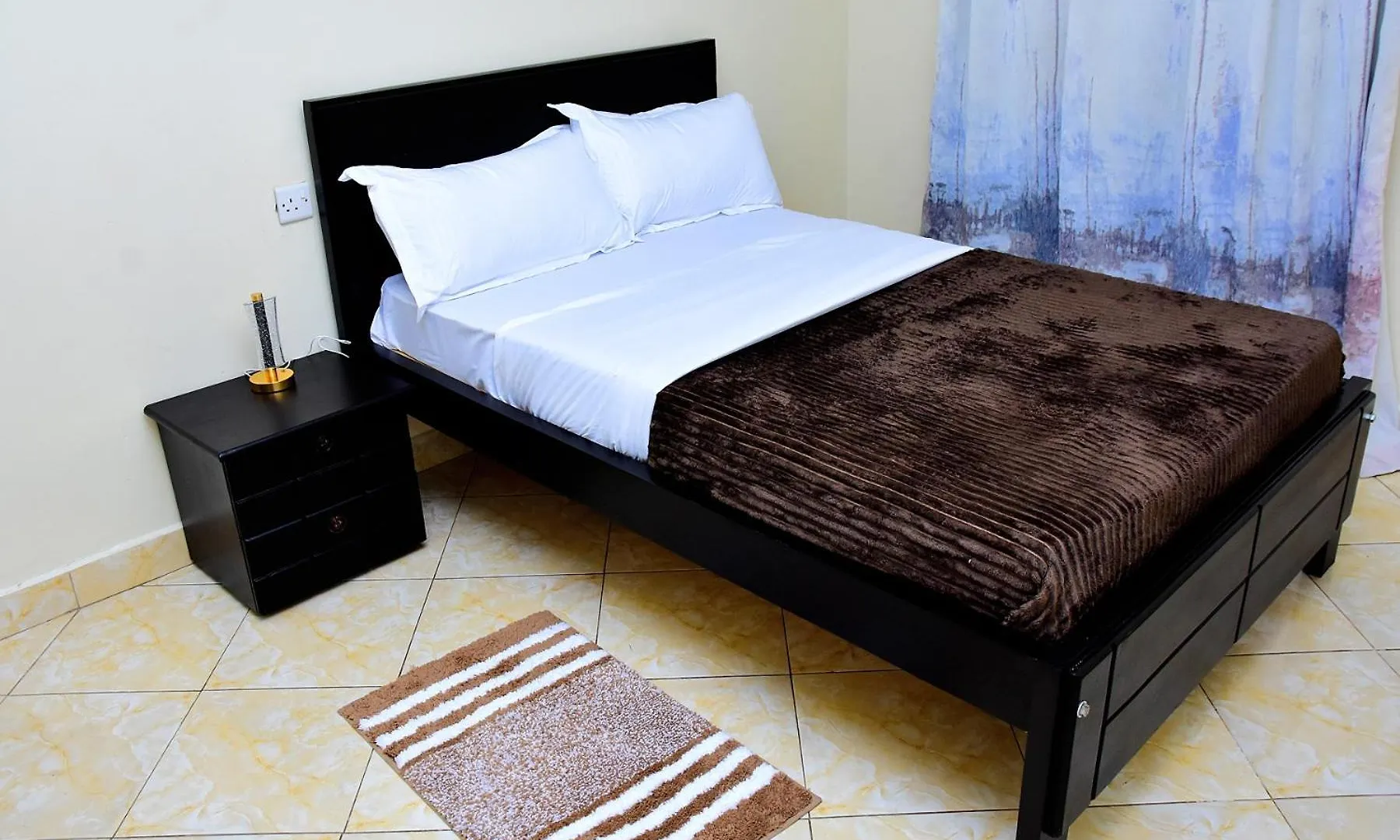 Beehive Apartments Kampala Oeganda